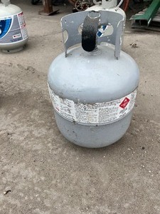 lot 55 image: Full 20 lb Propane Tank