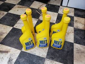 lot 110 image: 6 Bottles of Heet