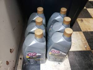lot 119 image: 6 Quarts of 0w20 STP Motor Oil