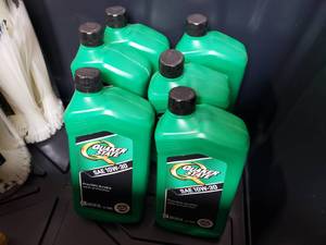 lot 120 image: 6 Quarts of QuakerState 10w30