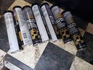 lot 122 image: 7 Tubes of Grease