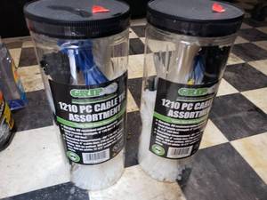 lot 123 image: 2 Containers of Zip Ties