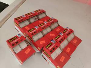 lot 135 image: 10 Packages of Scotch Tape