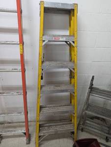 Folding Fiber Glass Ladder