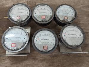 Lot of 5 Mag gauges
