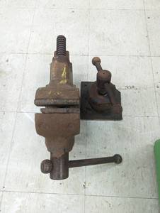 Set of Heavy duty clampsvise