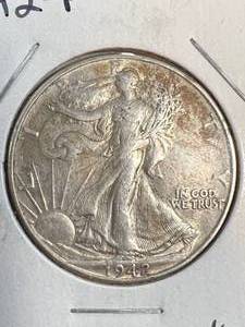 1942 US WALKING LIBERTY HALF DOLLAR