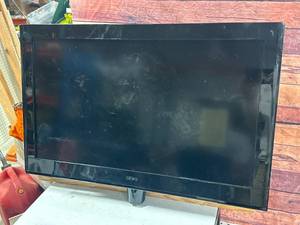 Seiki 32 Inch Flat Screen Television