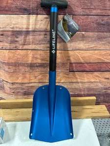 Emergency Winter Vehicle Shovel