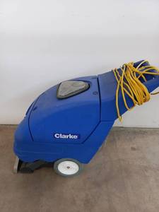 lot 201 image: Carpet Cleaner