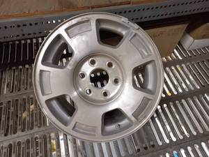 lot 108 image: Wheel Rim