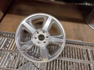 lot 111 image: Wheel Rim