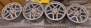 lot 3 image: Corvette Rims