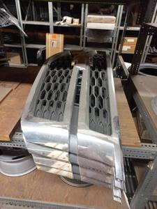 lot 112 image: Trailblazer Grills