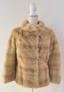 lot 34 image: Vintage Mink Coat 34 Sleeve