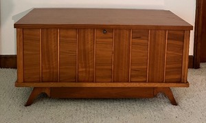 lot 39 image: Mid Century LANE Cedar Chest