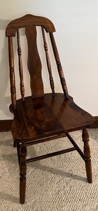 lot 42 image: Vintage Wood Accent Chair and Floor Lamp