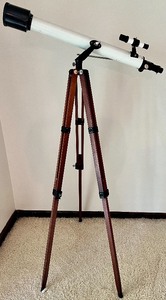 lot 108 image: 240 Power Terrestrial - Astronomical TELESCOPE with 50 inch Hardwood TRIPOD with Original Box