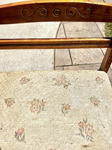 lot 126 image: Vintage Gossip Bench - Telephone Table
