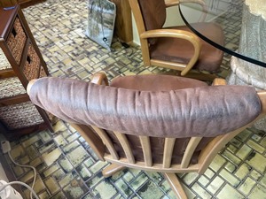 lot 151 image: Set of 4 Vintage Rolling Chairs