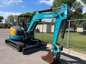 lot 1 image: 2012 Kubota U40-6 Excavator