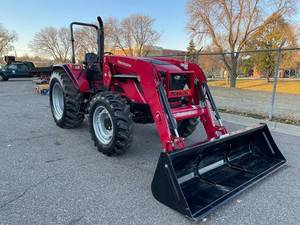lot 2 image: 2019 Mahindra 7085 4WD Tractor