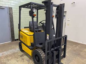 lot 3 image: 1994 Yale FG09 2000lb Gas Forklift