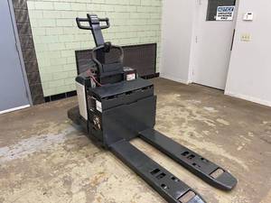lot 9 image: Crown Walkie Ride On Electric Pallet Jack