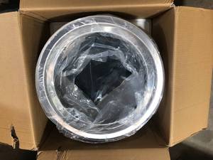 Solo Stove Bonfire 2.0 in.,19.5 in. x 14 in. Outdoor Stainless Steel Wood Burning Fire Pit Customer Returns See Pictures