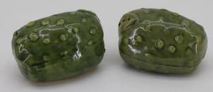 lot 2 image: Rosemeade Green Pickle Salt & Pepper Shakers