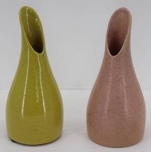 lot 5 image: Rosemeade Pair of Vases