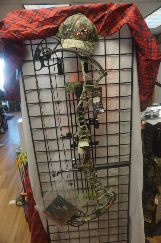 Brainerd Lakes Archery, Hunting, Outdoor Sporting Goods 3 KBID