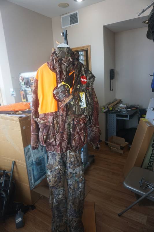 Brainerd Lakes Archery, Hunting, Outdoor Sporting Goods 3 KBID