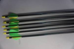lot 27 image: 6 - Easton Carbon Storm Arrows