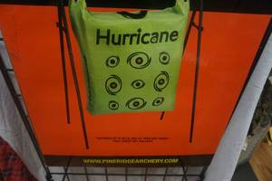 lot 52 image: Pine Ridge Archery Portable Field Target Stand