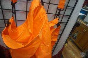 lot 137 image: Large Blaze Orange Nylon Gear Bag With Shoulder Straps