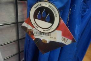 lot 141 image: 3 - Pair Holloway Brand Insulated Waterproof Sport Pants