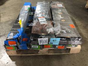 Lot of Assorted Mixed Flooring   Customer Returns See Pictures