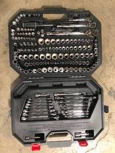 Husky Mechanics Tool Set (194-Piece)  Customer Returns See Pictures