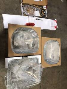 Lot with Assorted Sinks with Faucets Costumer Returns See Pics