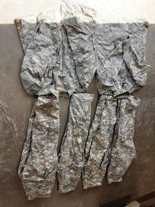 lot 19 image: 4-Kevlar Pants Size Med 32-35, 1-Jacket Medium & 1- Large