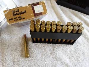 lot 28 image: 20 30-06 Springfield Shotgun Shells