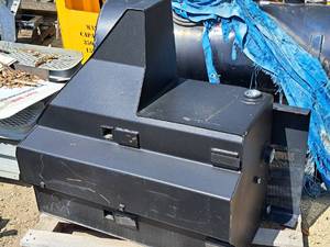 lot 478 image: Fuel Tank