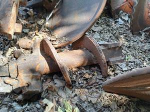 lot 522 image: Auger Part 24x11