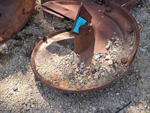 lot 533 image: Auger Part 16x24