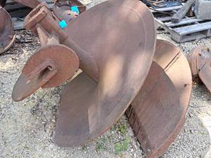 lot 534 image: Auger Part 40x42