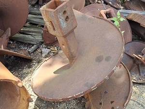 lot 539 image: Auger Part 36x36