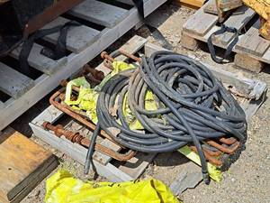 lot 541 image: Hoses, U-Bolts
