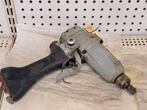 lot 911 image: Hydraulic Impact Wrench