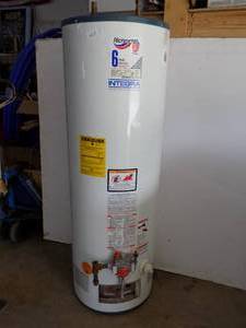 40 gallon Hot water heater (gas)